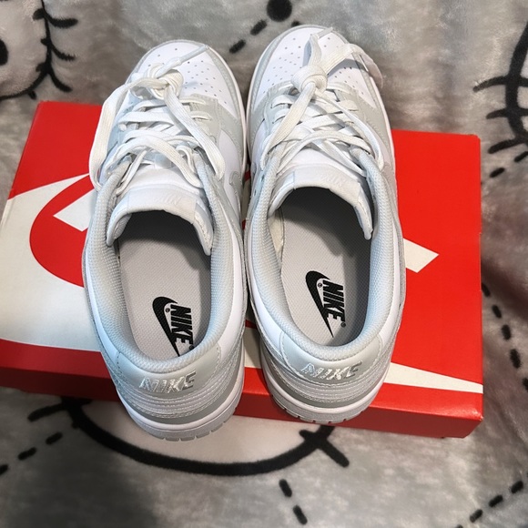 Nike dunks - Picture 2 of 5